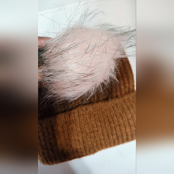 Columbia Brown Knit Hat with Pom - Picture 5 of 8